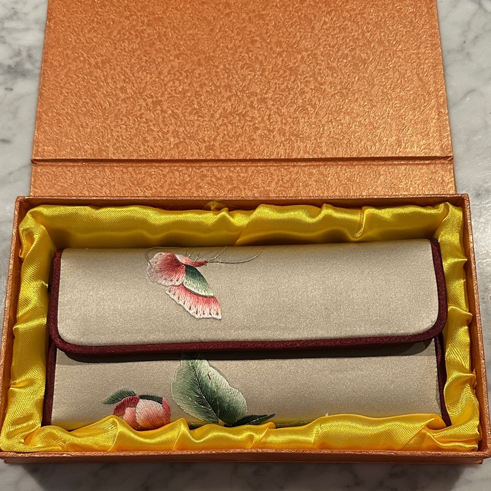 Floral Clutch